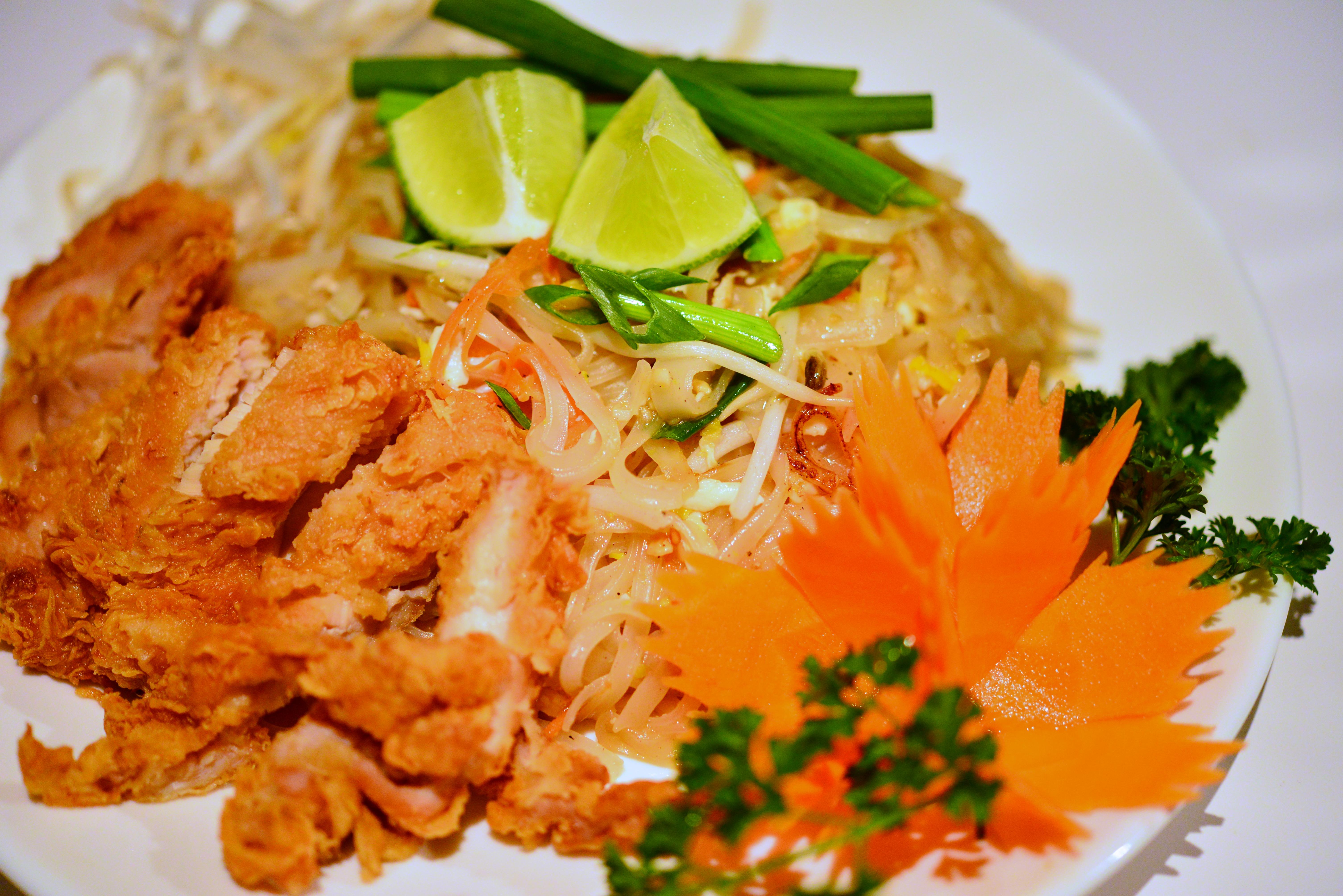 Order Online! iThai Restaurant (Guilford, CT) Open Dining