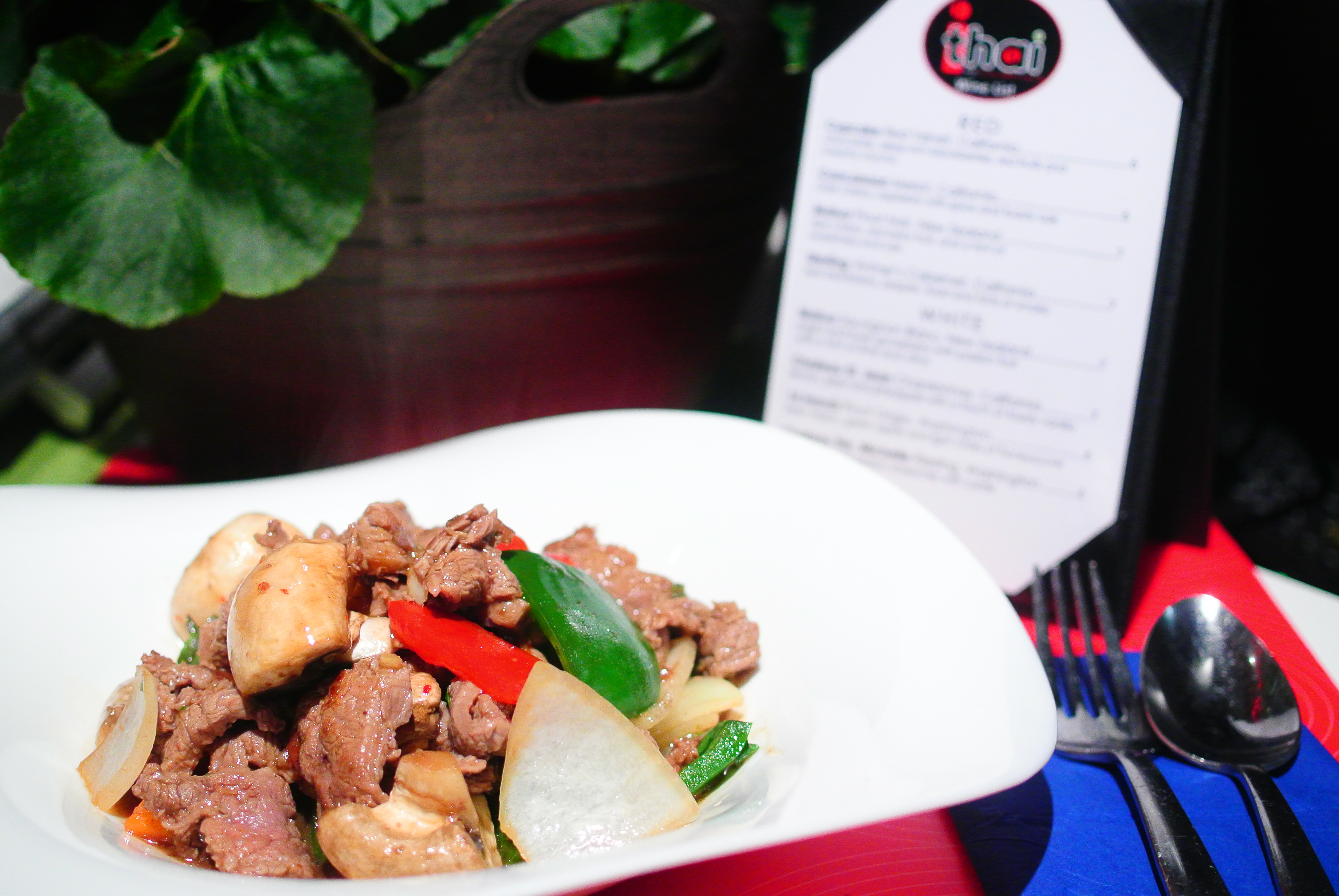 Order Online! iThai Restaurant (Guilford, CT) Open Dining