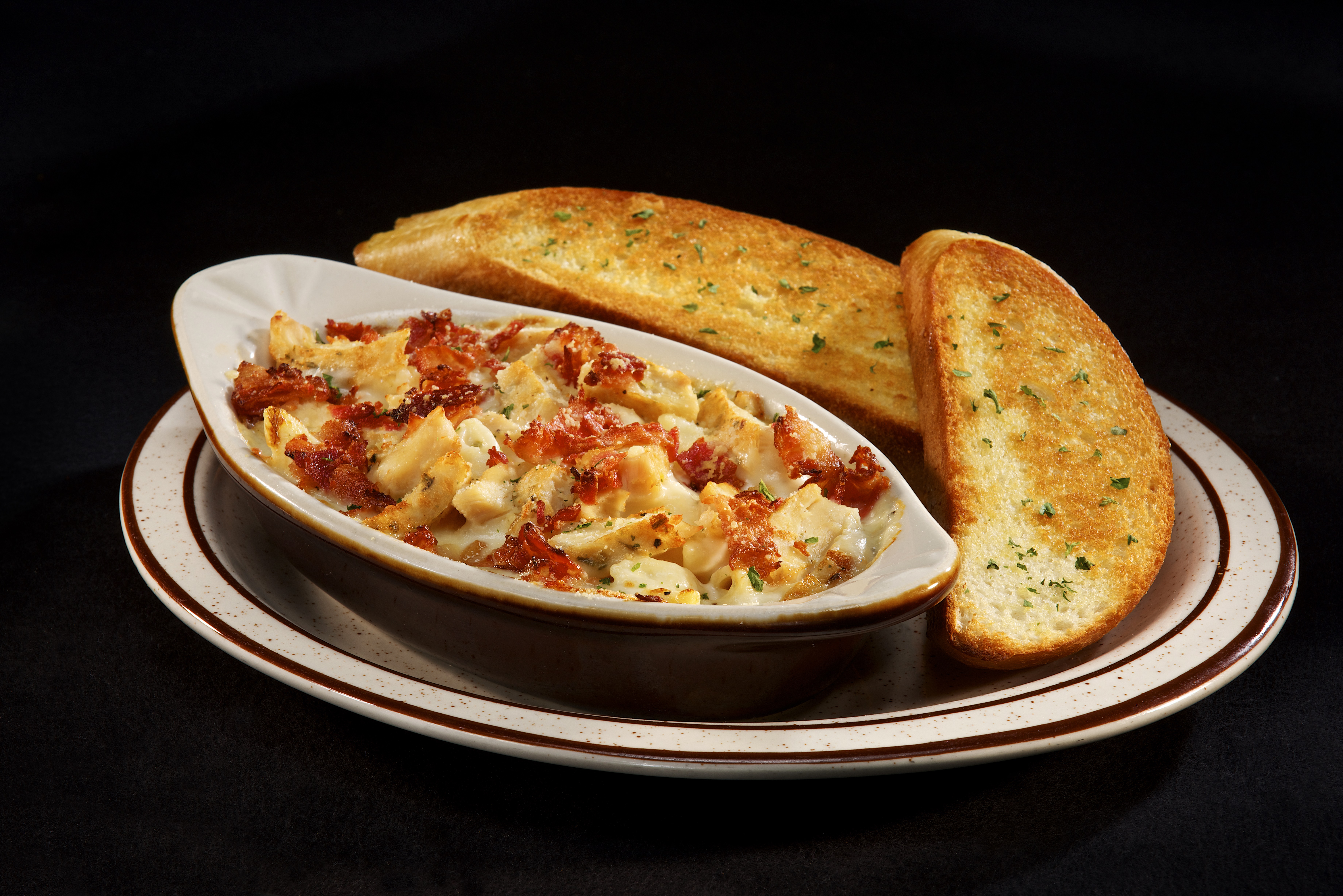 Order Online! Hideaway Pizza Edmond Open Dining