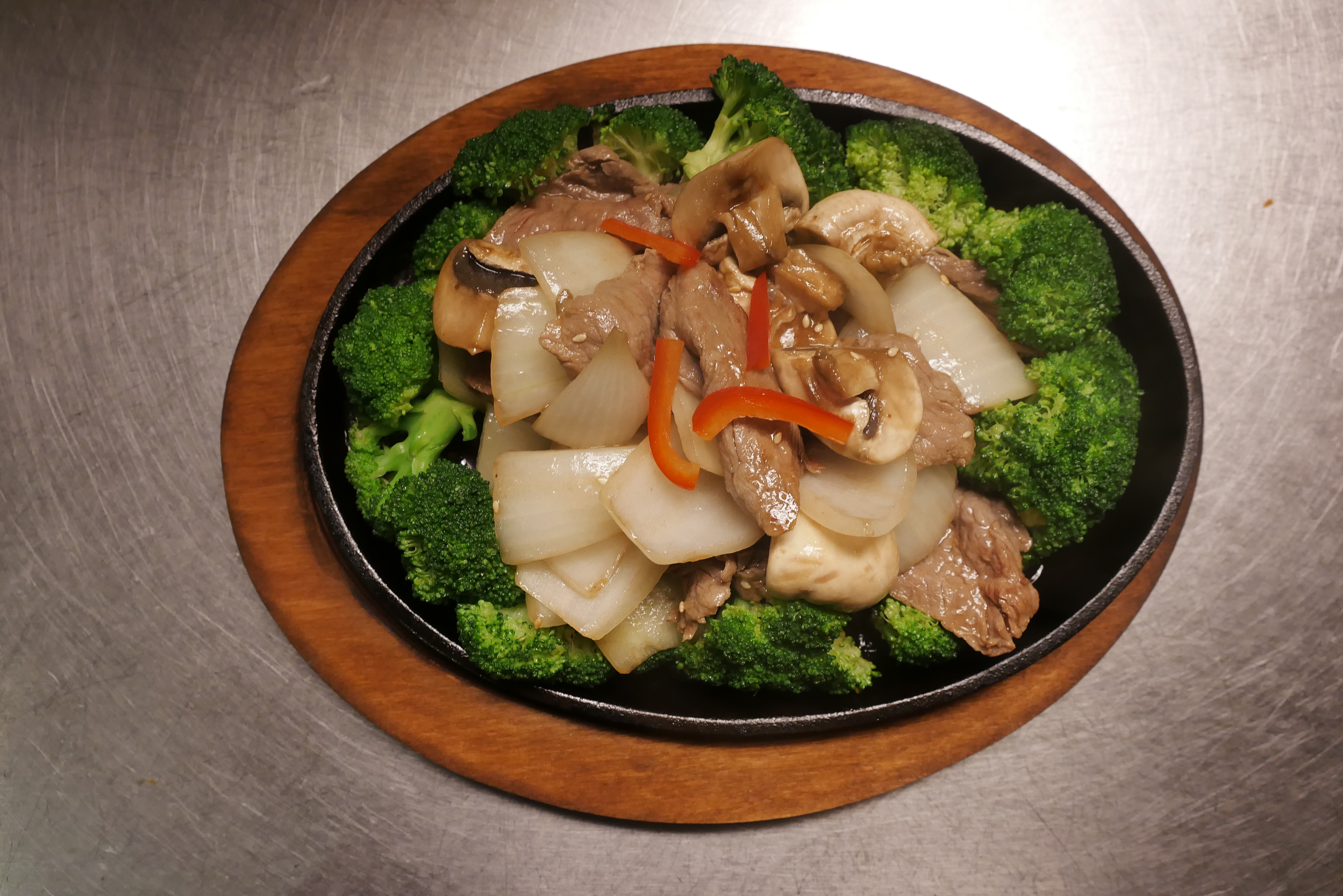 Order Online! iThai Restaurant (Guilford, CT) Open Dining