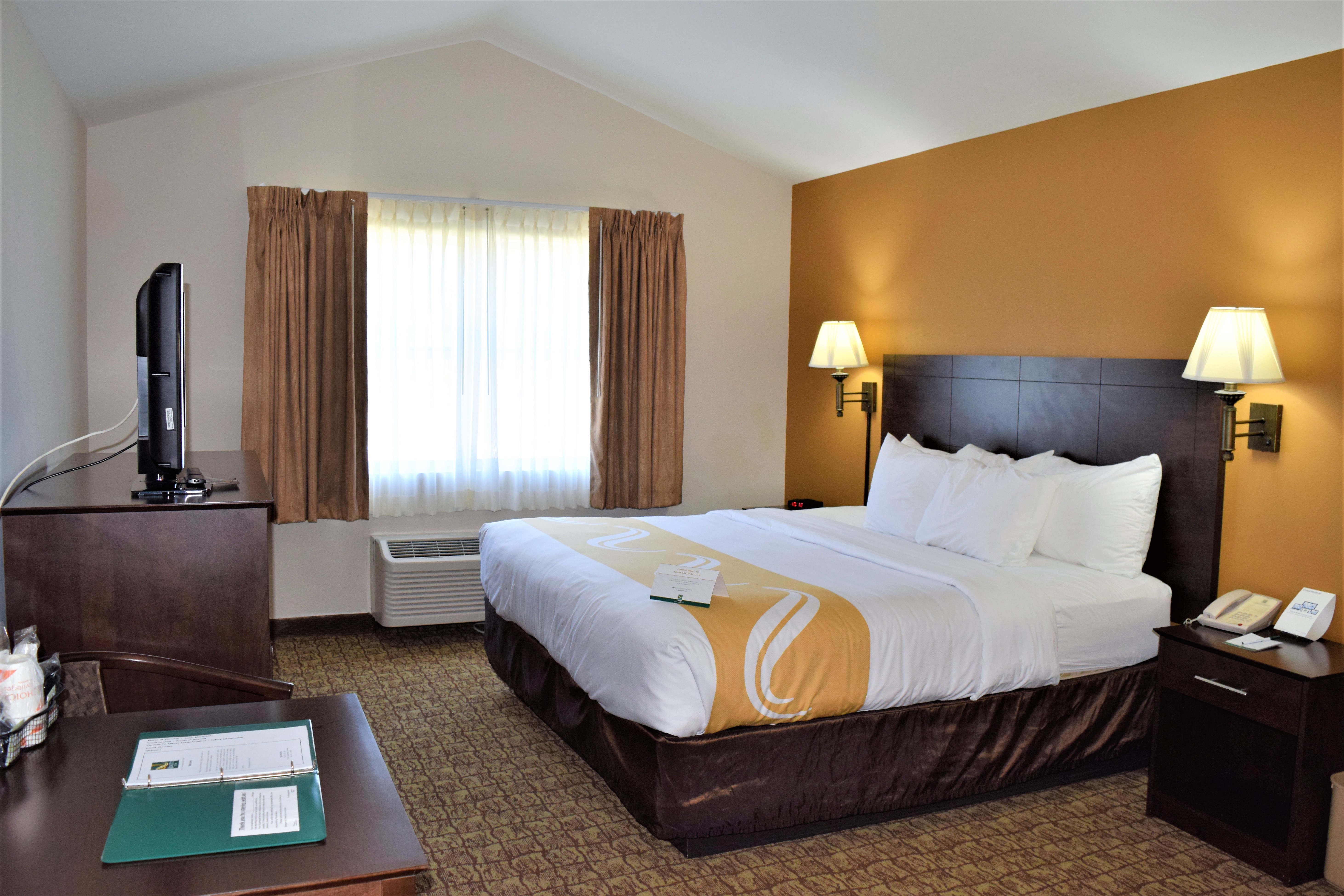 King Bed Room Hernando Florida Quality Inn Conference Center at