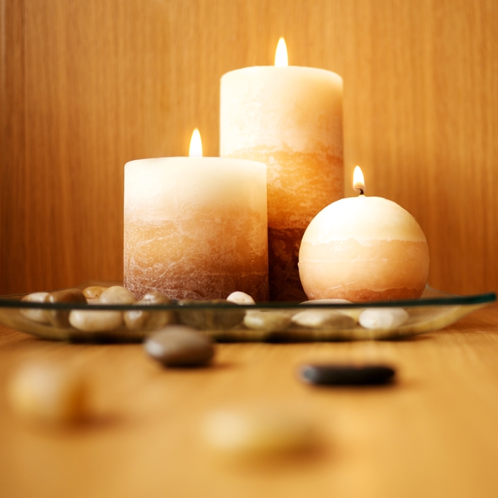 42 Candle Burning Tips that Will Invigorate Your Home's Décor