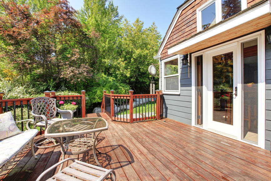 72 Wooden Deck Design Ideas (PHOTOS OF DESIGNS, SHAPES & SIZES)