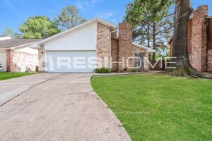 9611 Charter Ridge Dr Photo