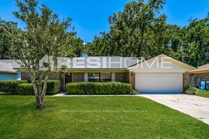 956 Chalmet Ln Photo