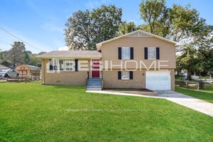 3020 Walker St Photo