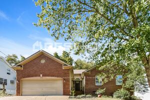 2553 Edinburgh St Photo