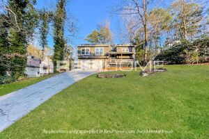 6854 Red Maple Drive Photo