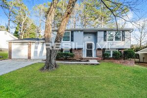 7608 Suwannee Ct Photo