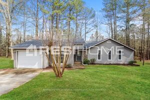 527 Tanbark Place Photo