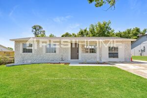 2075 San Jose Blvd Photo