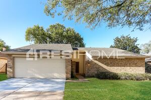 13426 Wells River Dr Photo