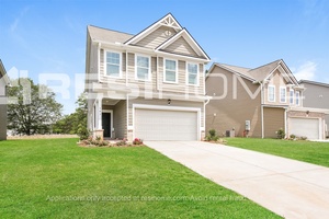 102 Carter Way Photo