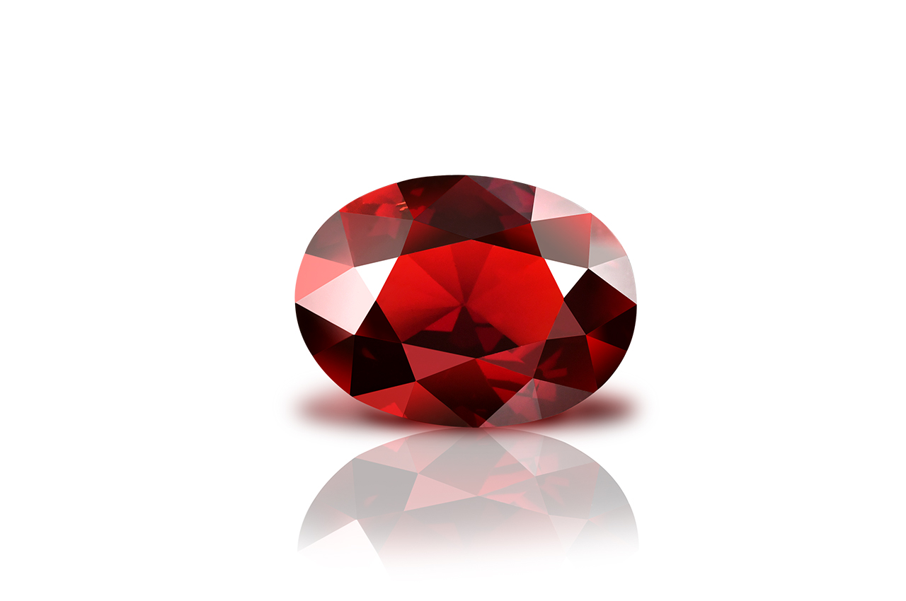 Red 7.25 Carats Rudra Centre