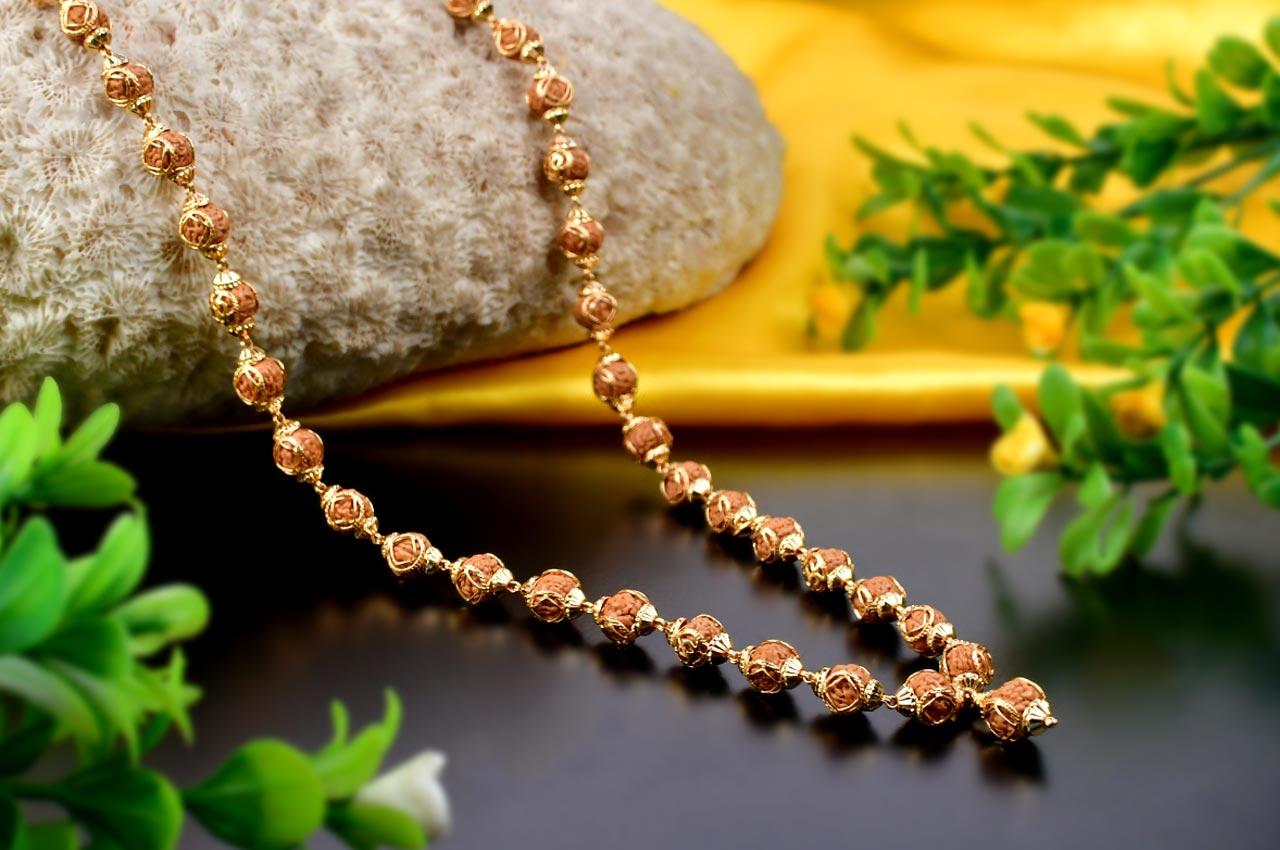 Rudraksha Chikna Guru Beads Mala with OM Design Gold 22K Caps