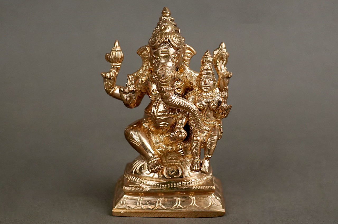 Uchishta Ganapathi Bronze Idol