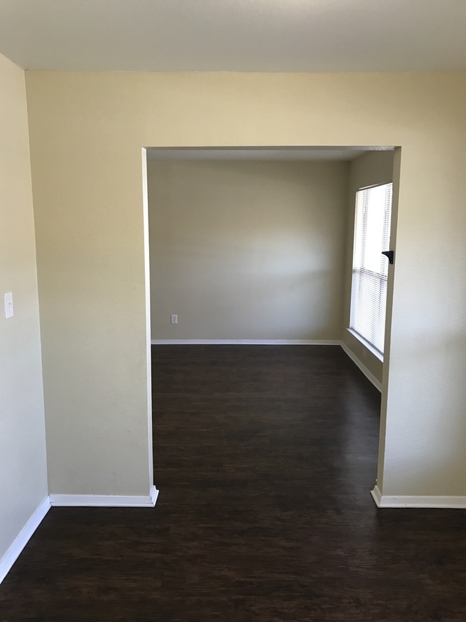 511 Tierney Rd. 202+, Fort Worth, TX 76112 Red Team Real Estate