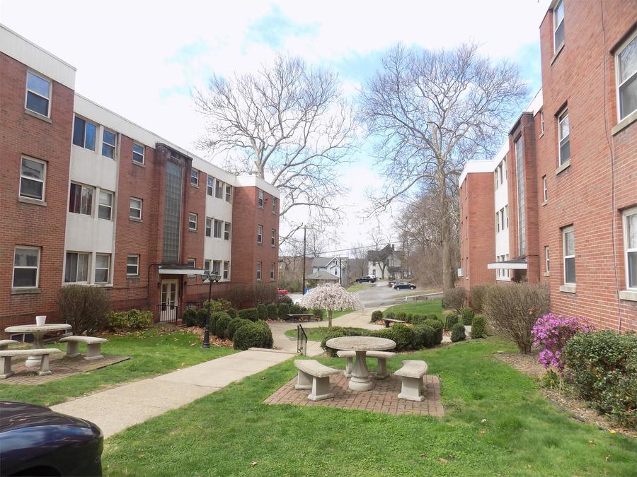 308 N Mercer St Unit 1, New Castle, PA 16101 Aegis Realty Partners