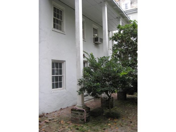 Apartment for Rent in Charleston