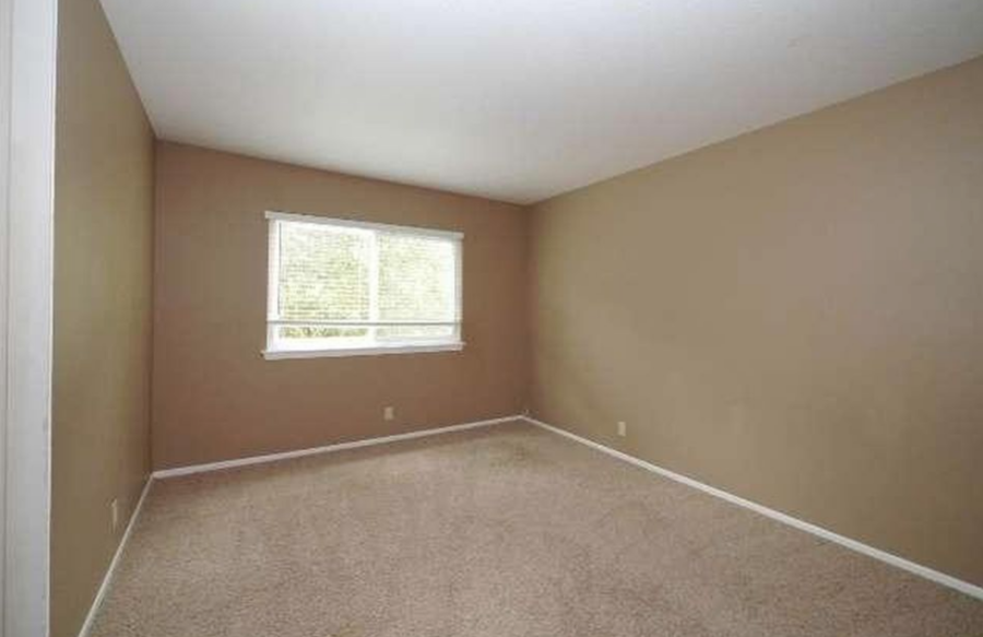 3225 Futura Point, Thousand Oaks, CA 91362 Real Property Management