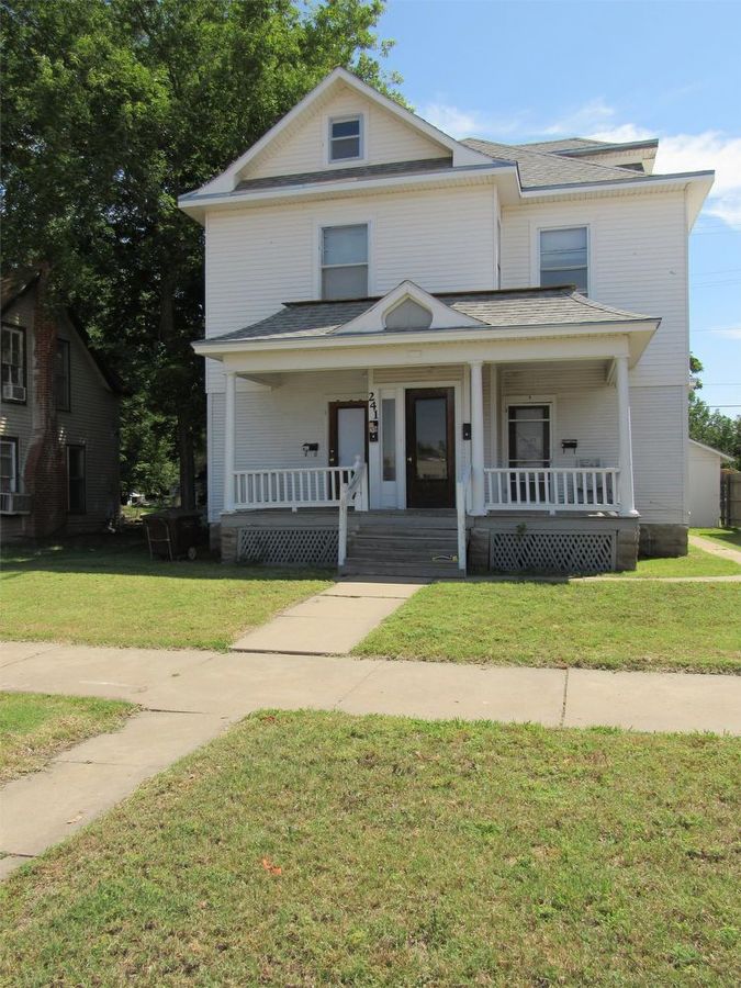 241 S. 5th 1, Salina, KS 67401 Prime Property