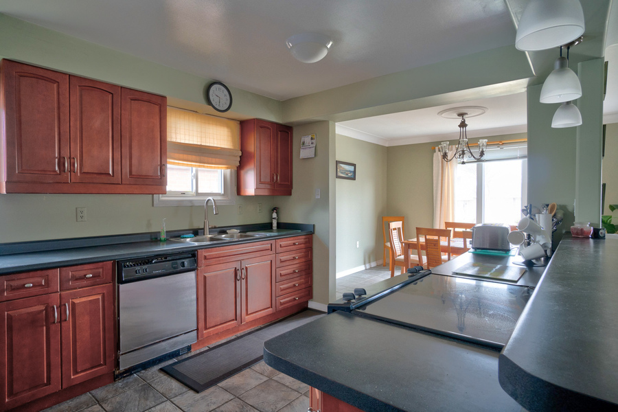 270 Centennial Dr, Tecumseh, ON N8N2N8 Goldmar