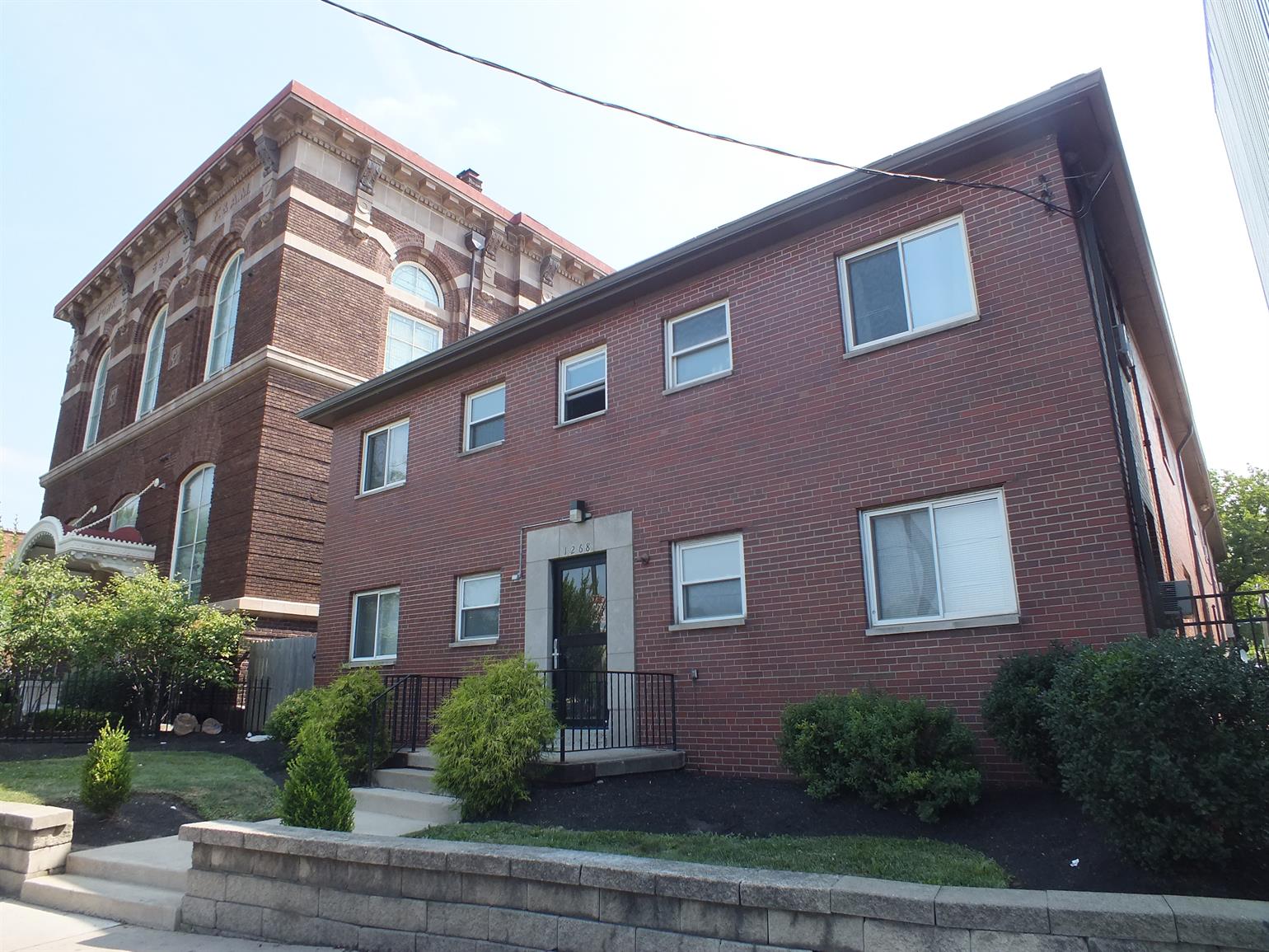 Columbus Apartment: 1251 Courtland Ave