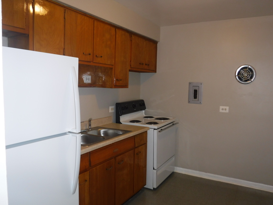 954 E 84th Pl Apt 2G 003 2G, Chicago, IL 60619 Boyd A. Jarrell & Co