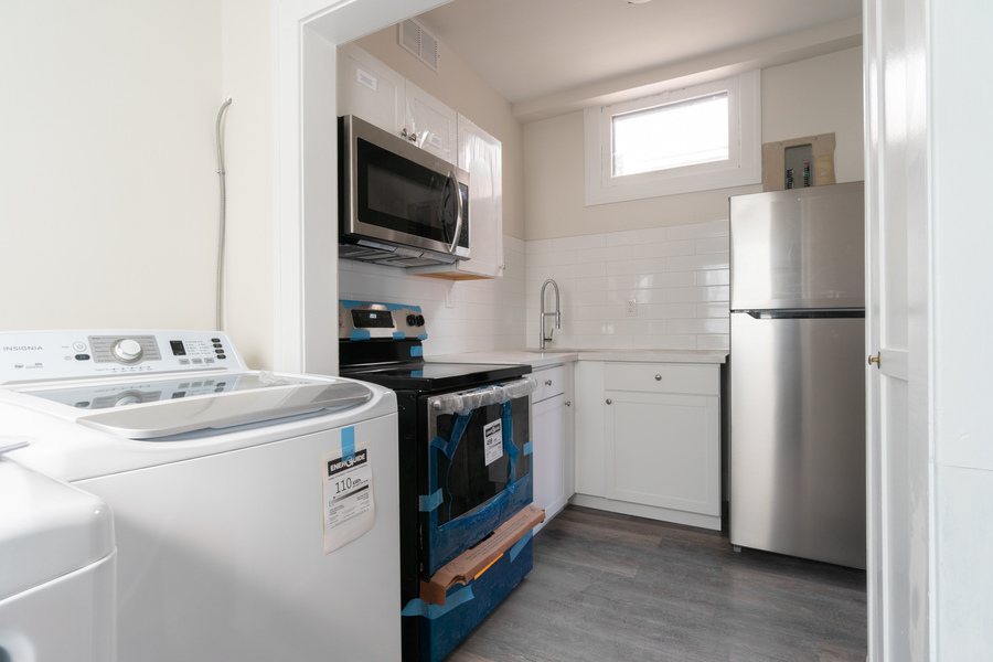 1573 Tecumseh Road East 2, Windsor, ON Goldmar