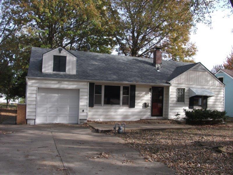 3217 Maywood Ave, Independence, MO 64052 CJ Real Estate, Inc