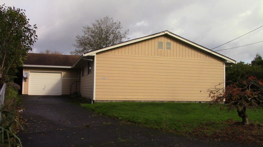 34555 Parkway Dr, Cloverdale, OR 97112 Oregon Coast Property Management