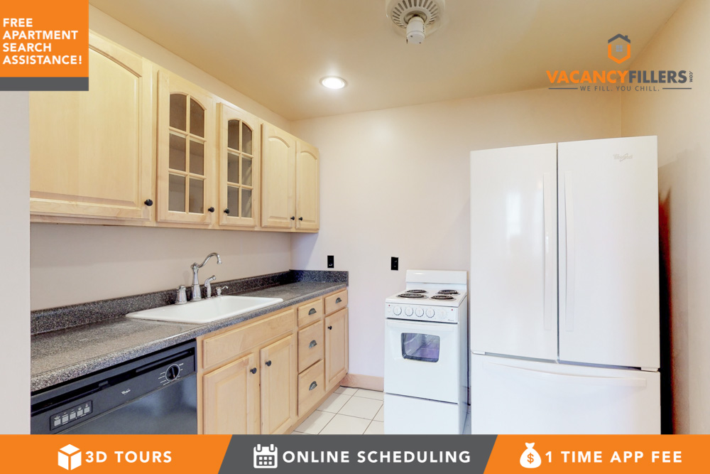 Baltimore Condo: 1 East Chase Street