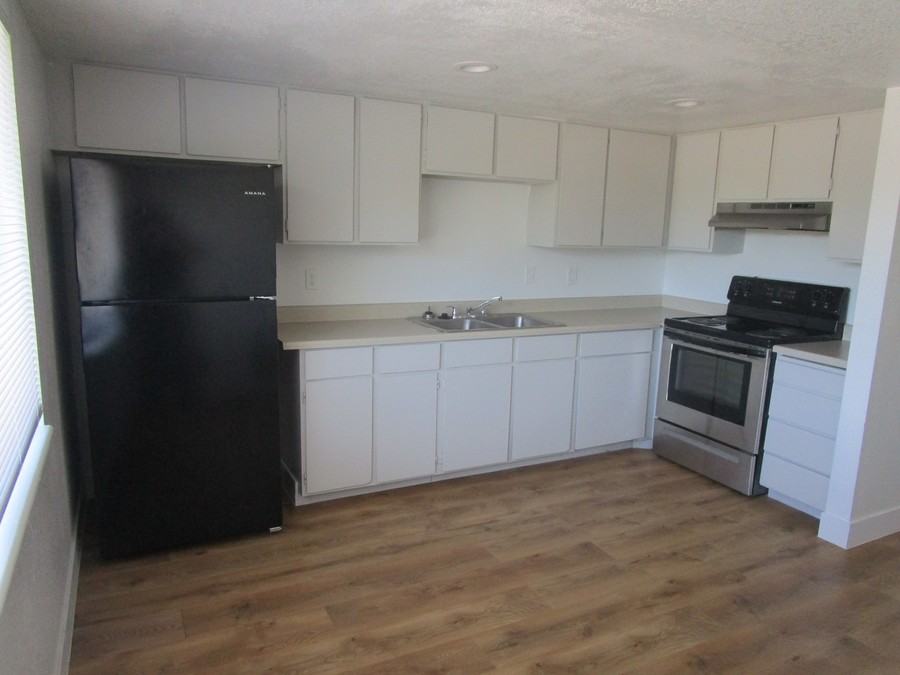 284 W 350 N Unit 4, Vernal, UT 84078 Real Property Management Uintah