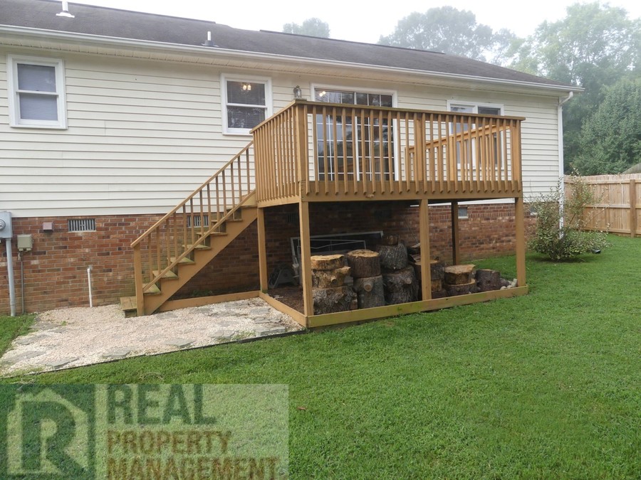 618 Farmwood Drive, Kernersville, NC 27284 Real Property Management