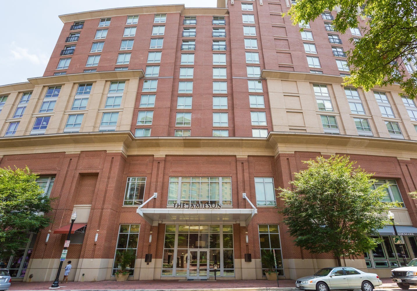 Apartment for Rent in Alexandria