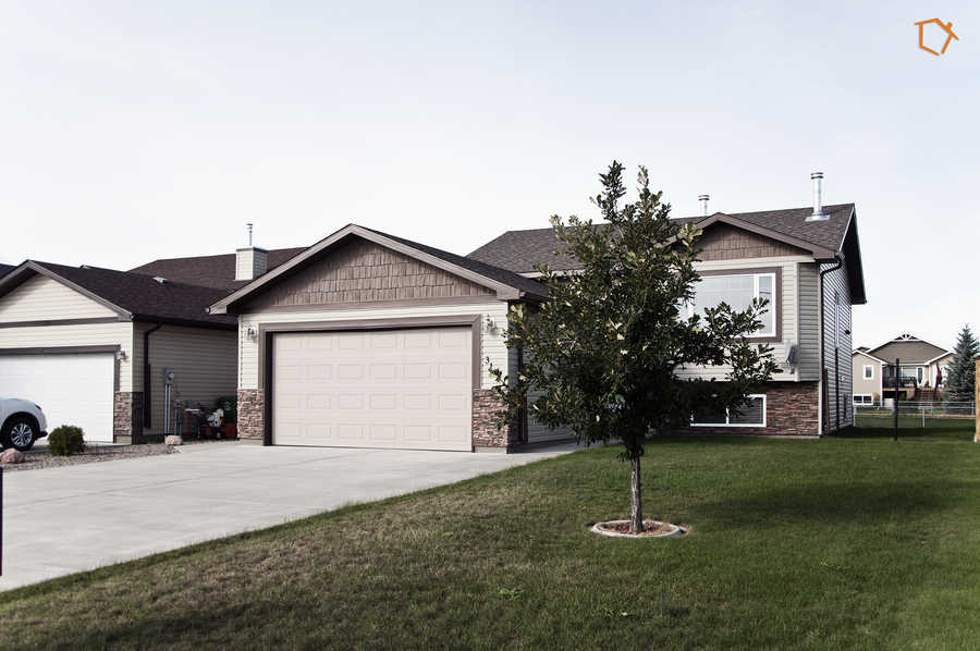 3104 22 Street, Coaldale, AB T1M 0B8 Renters Choice & Management LTD