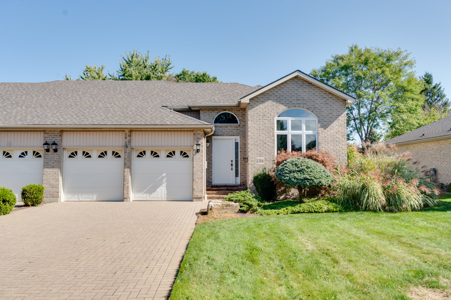 1304 Rendezvous Drive, Windsor, ON, N8P 1K7 Goldmar