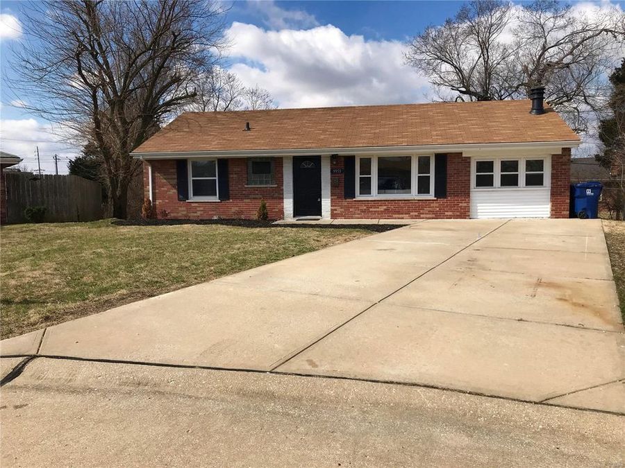 9955 Live Oak St, Affton, MO 63123 CJ Real Estate, Inc