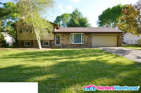 Maple Grove House: 9991 103rd Pl N