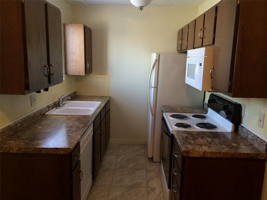 217 S. 4th 1, Salina, KS 67401 Prime Property