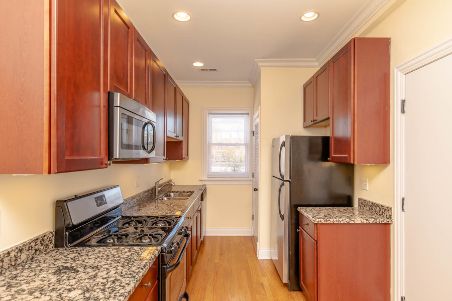 1422 W Lunt Ave 14223S, Chicago, IL 60626 Kass Management Services Inc.