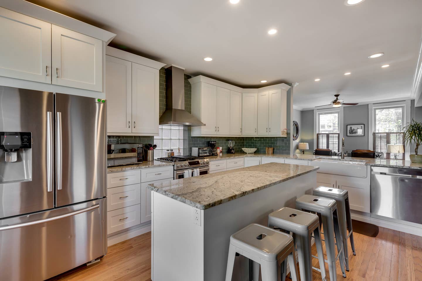 Chicago House: 2125 N. Winchester