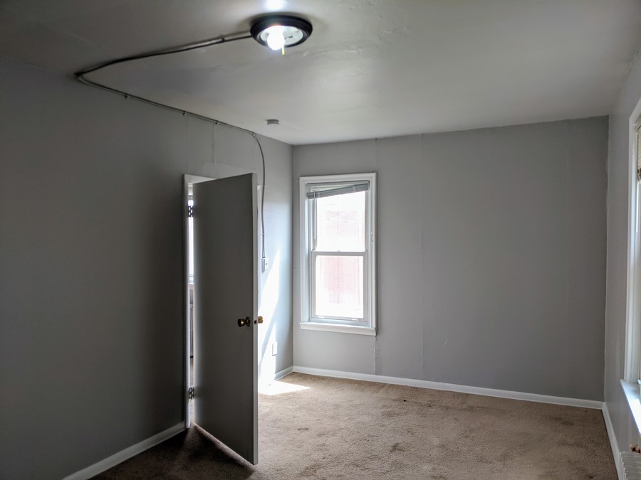 239 Park St W Unit 3, South Saint Paul, MN 55075 Renters Warehouse