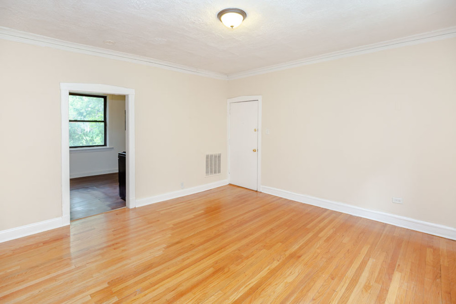 1022 E Hyde Park Blvd 10221S, Chicago, IL 60615 Kass Management