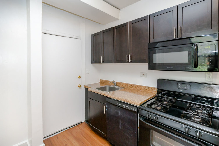 1022 E Hyde Park Blvd 10221S, Chicago, IL 60615 Kass Management