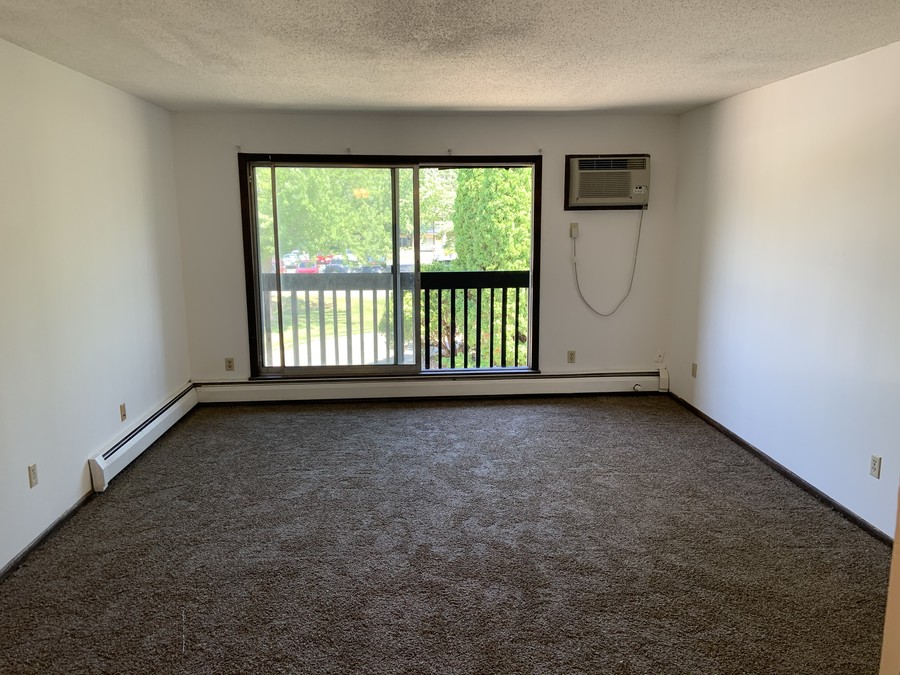 2470 Island Dr 305, Spring Park, MN 55384 Renters Warehouse