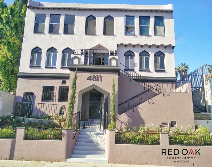 4811 Melrose Ave, Los Angeles, CA 90029 105, Los Angeles, CA 90029