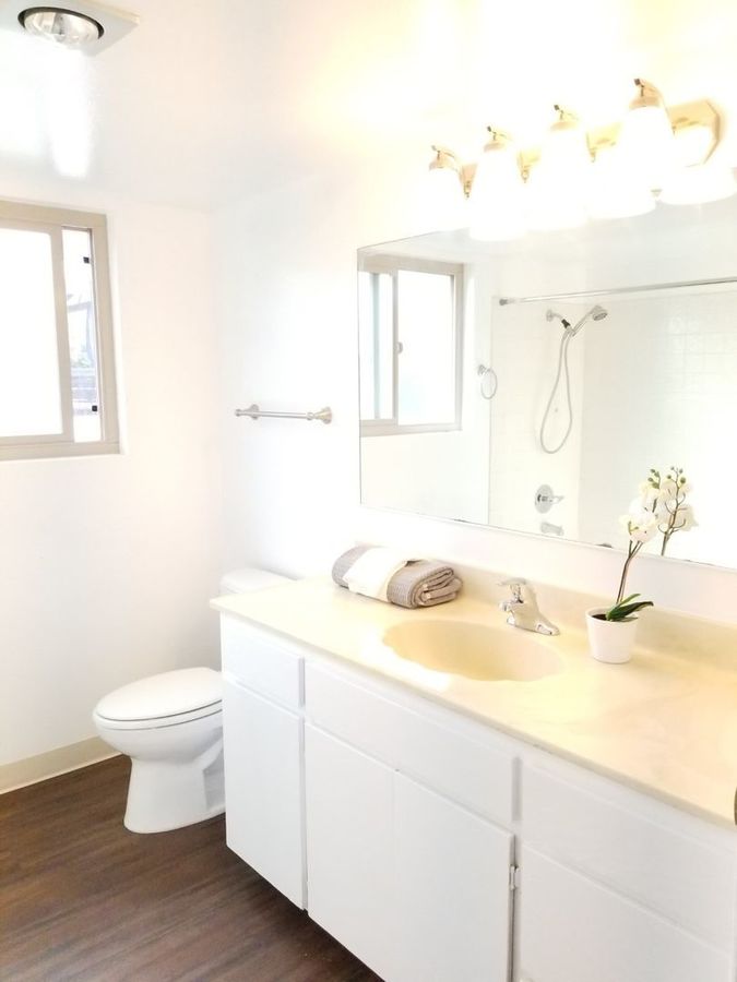 8397 Lemon Avenue 10, La Mesa, CA 91941 Fairgrove Property Management