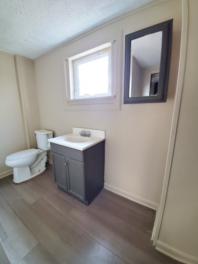 40 W Glenwood Ave, Akron, OH 44304 HPM Property Management