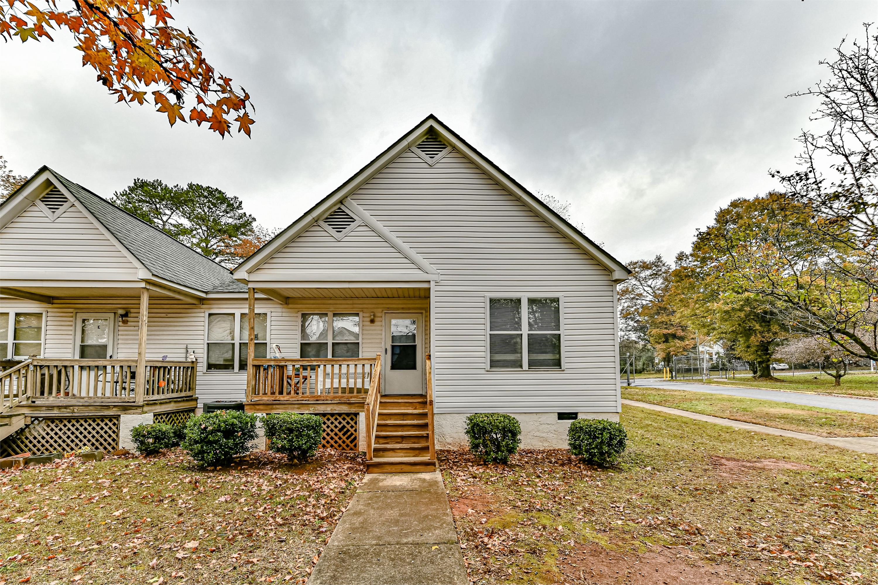 300 Hoskins Mill Ln, Charlotte, NC 28208 Apartment for Rent RentalAds